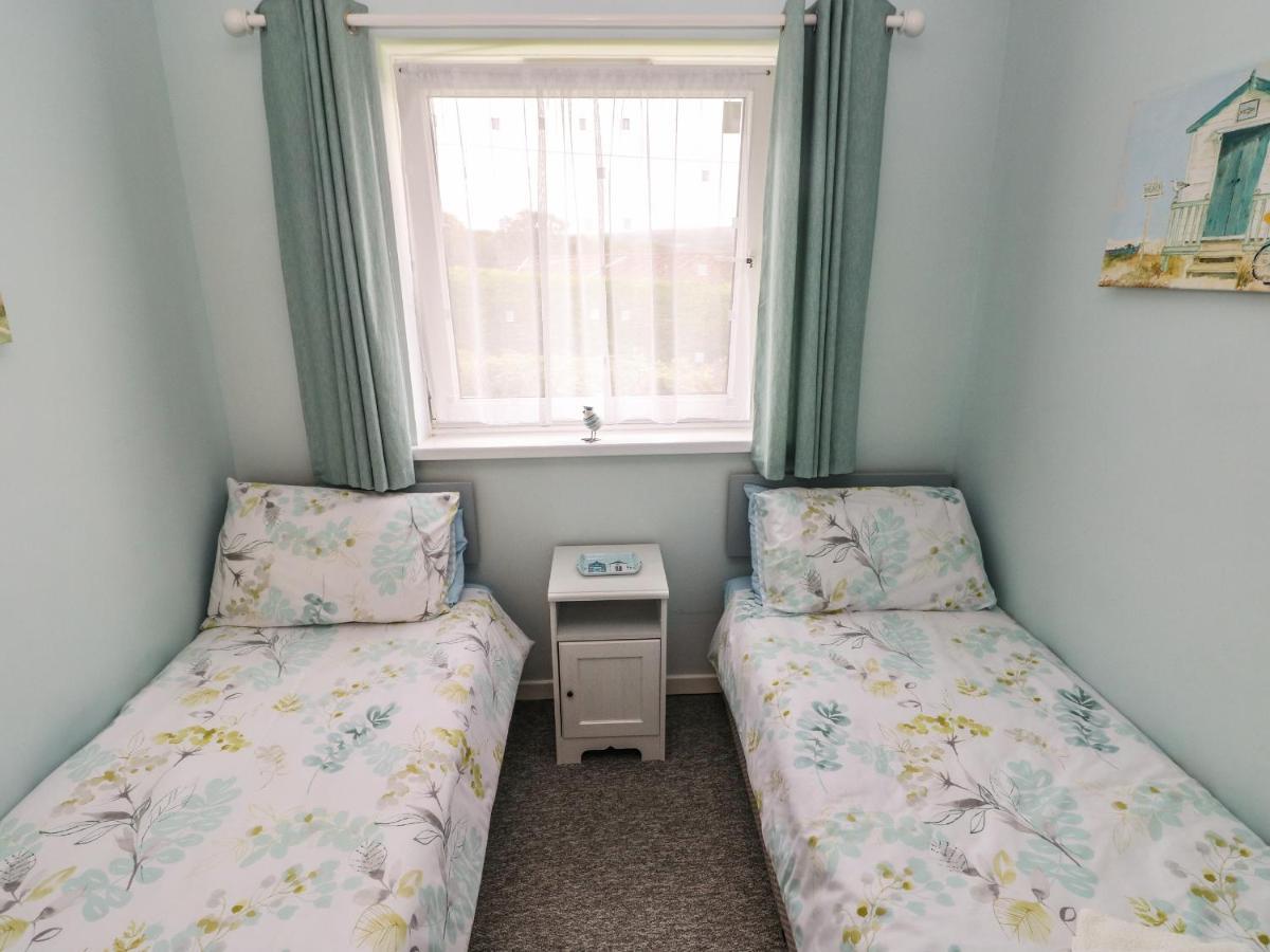 Villa Number 6 Oxwich Leisure Park à Swansea Extérieur photo