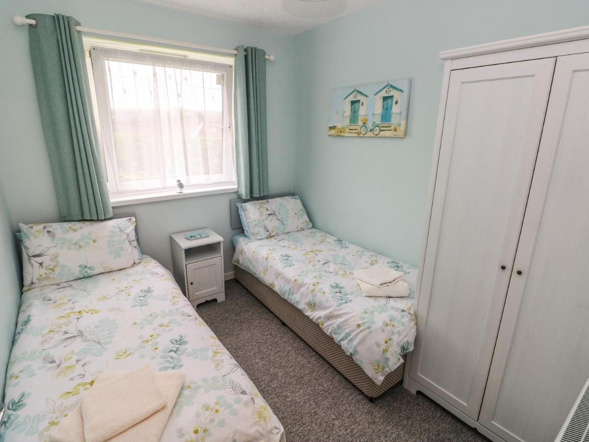 Villa Number 6 Oxwich Leisure Park à Swansea Extérieur photo